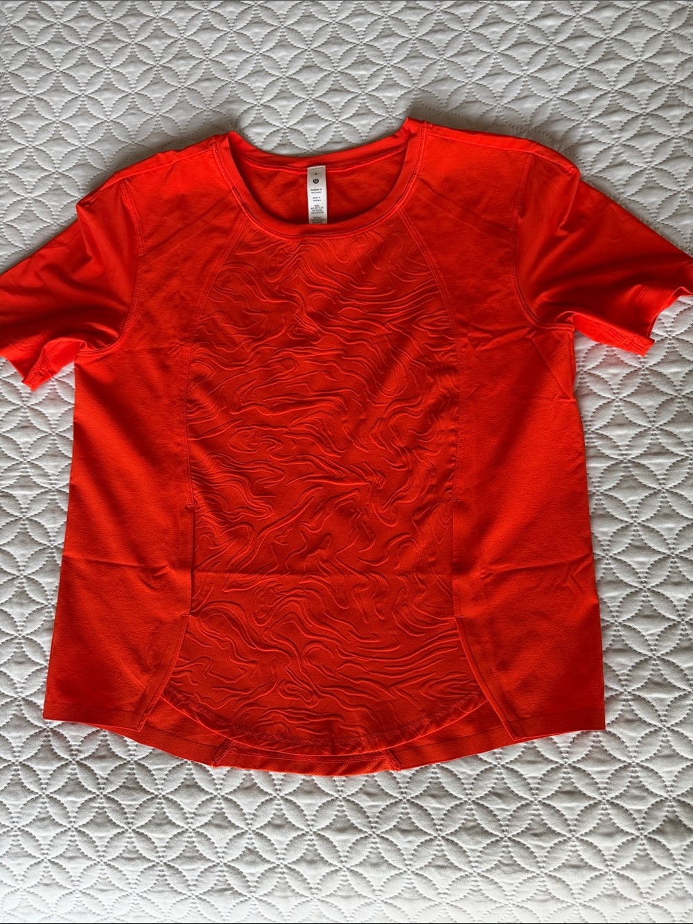 Lululemon Athletica Short Sleeve Tee in Bright Fire/Orange